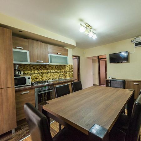 Apartament Carol Davila Pitesti Exterior photo