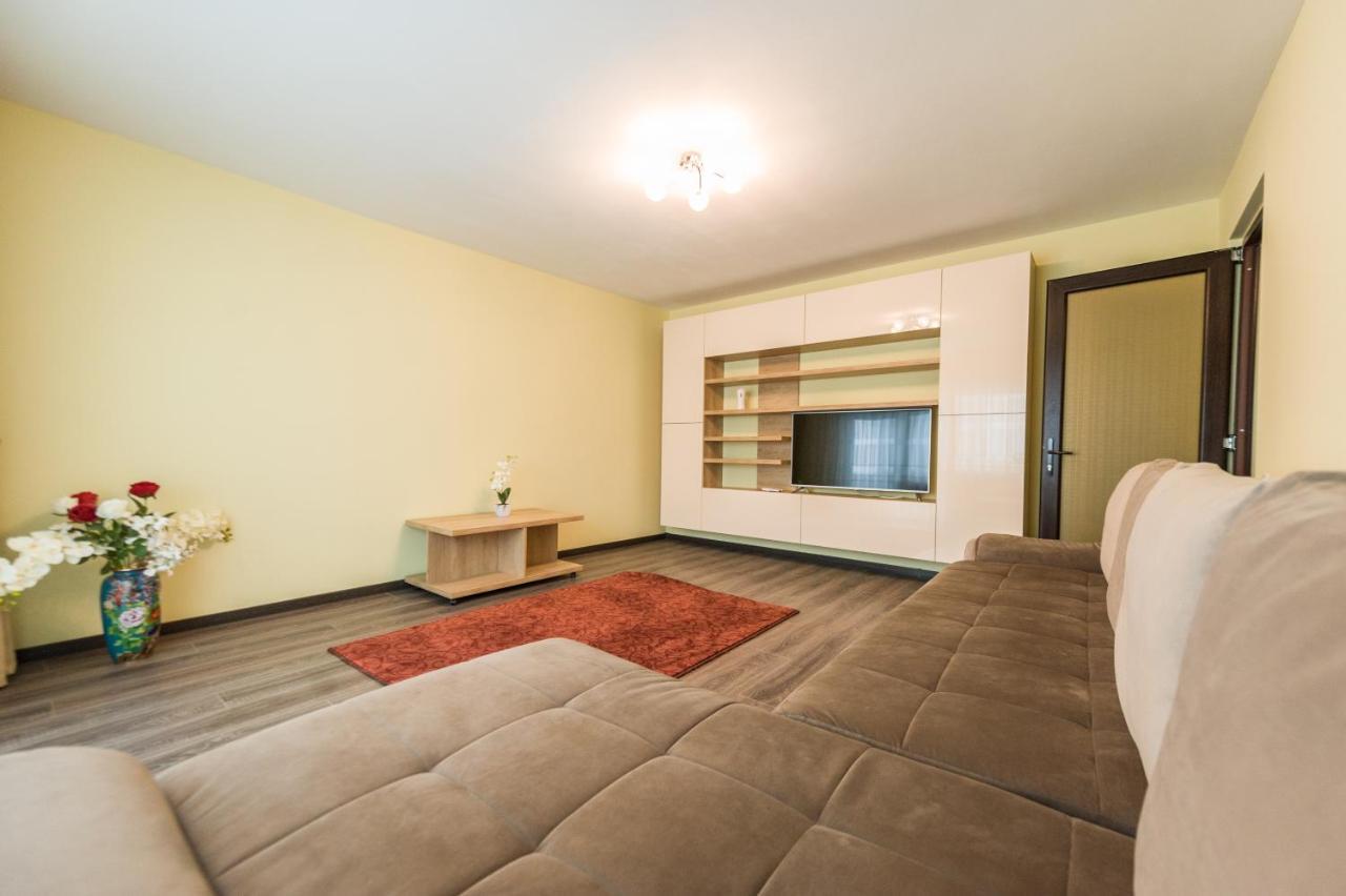 Apartament Carol Davila Pitesti Exterior photo