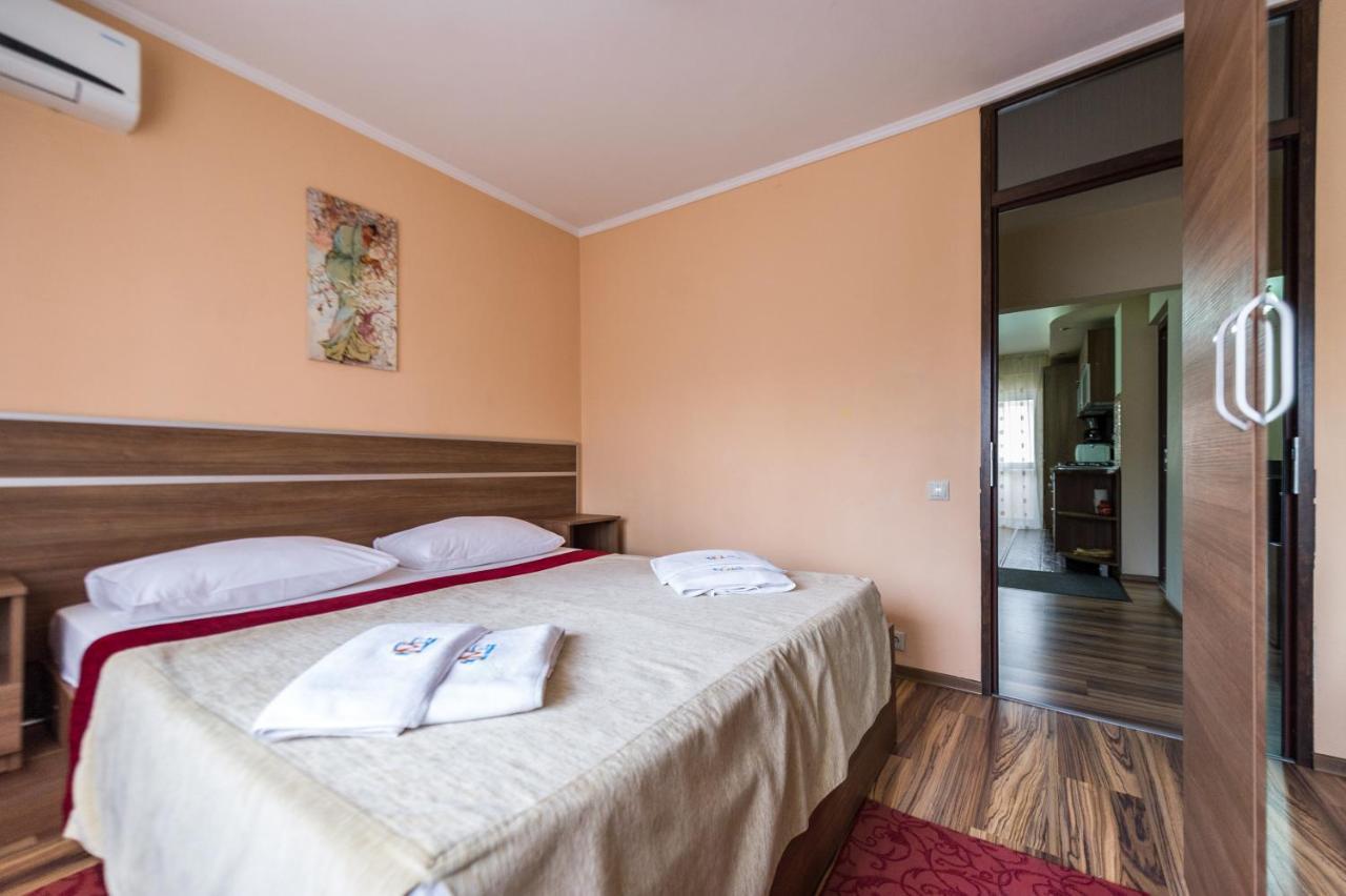 Apartament Carol Davila Pitesti Exterior photo