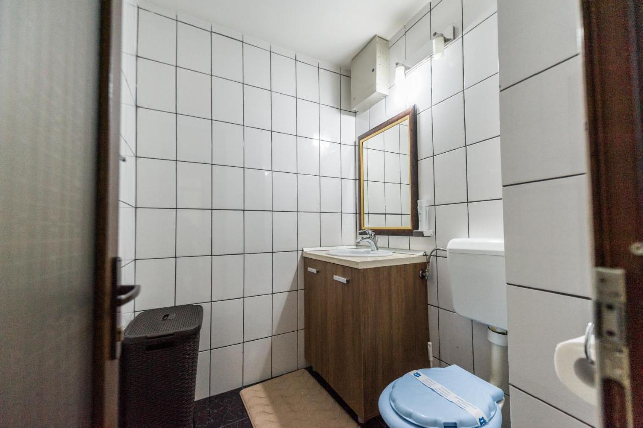 Apartament Carol Davila Pitesti Exterior photo